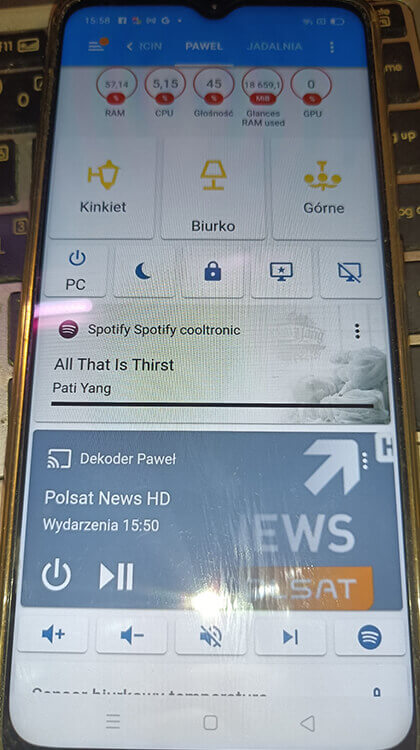 Skonfigurowana aplikacja mobilna Android połączona z systemem Home Assistant